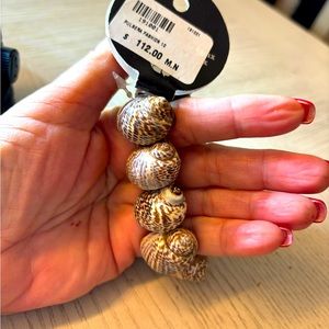Artisans Hands‎ to You. Shell Bracelet NWT